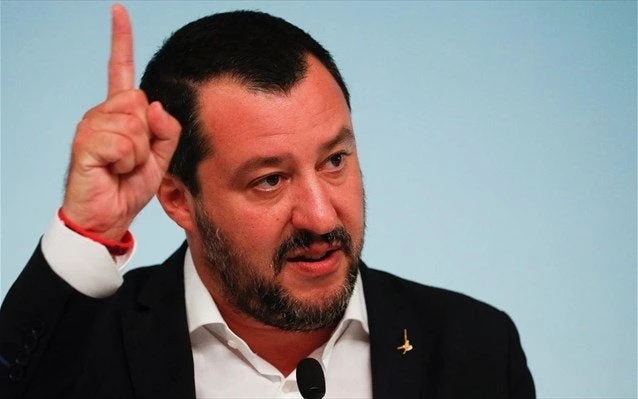 Σαλβίνι: Δεν κάνουμε πίσω ούτε μισό χιλιοστό